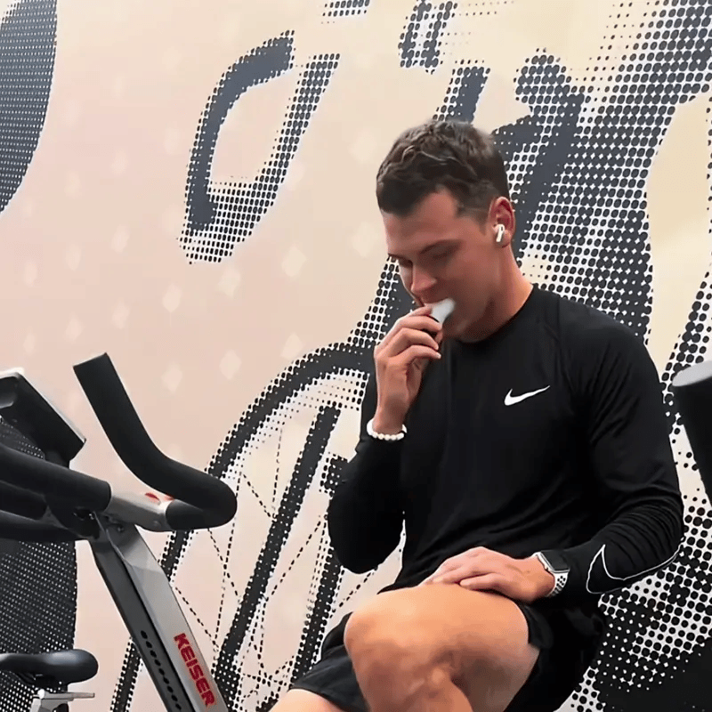 LUNGBOOSTER | ENTRENADOR PULMONAR DEPORTIVO